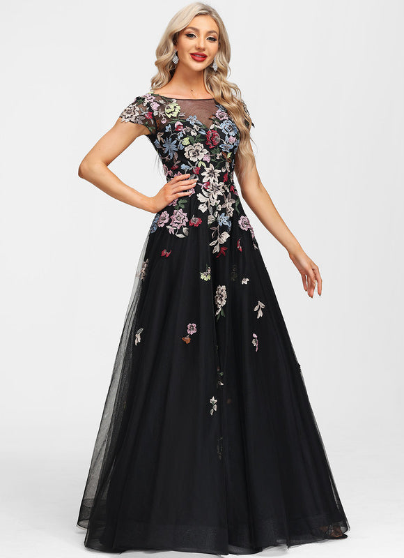 Robe Dentelle Éclat Florissant - gallery 1