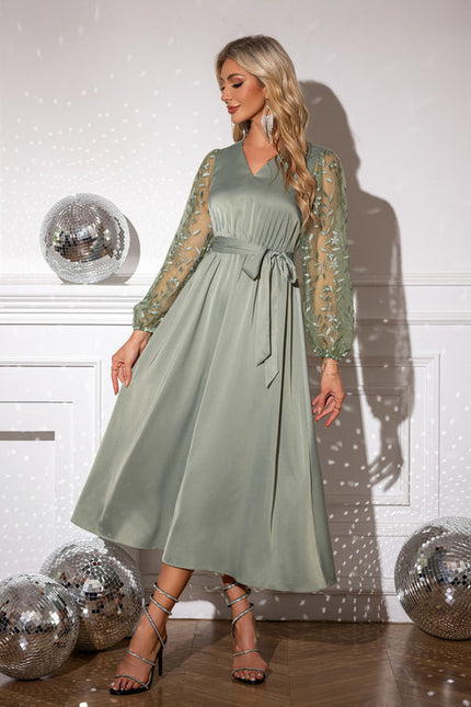 Robe Dentelle Satinée Verte - gallery 3