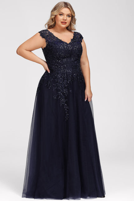 Robe Dentelle Grise Élégante - gallery 8