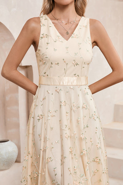 Robe Dentelle Brodée - gallery 2