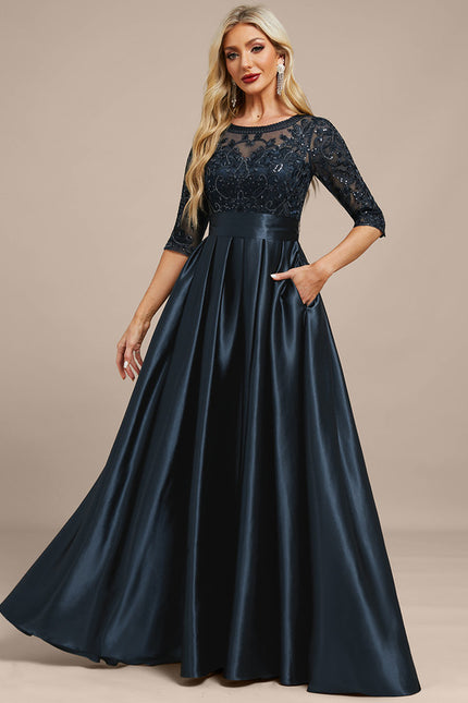 Robe Dentelle Élégante Satinée