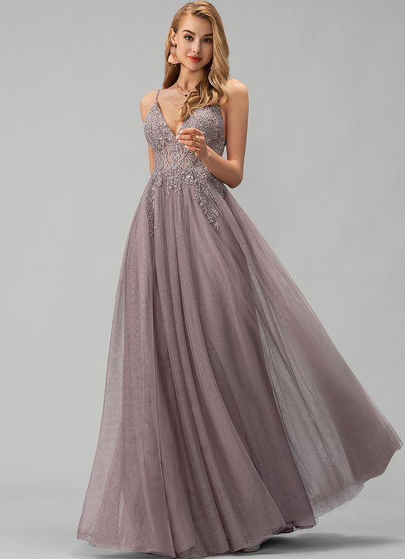 Robe Dentelle Longue Mauve Élégante
