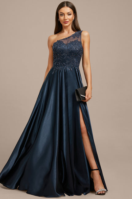 Robe De Soirée En Dentelle Classe Chic Et Glamour