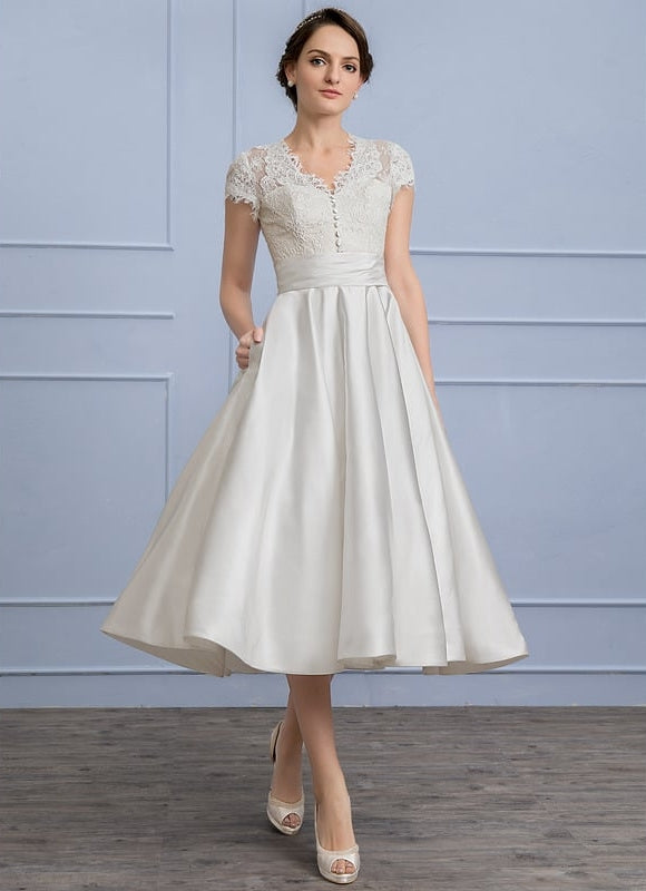 Robe Dentelle Satinée Écrue