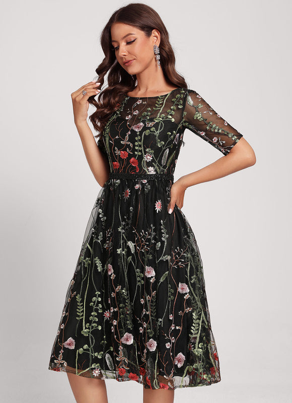 Robe Dentelle Genoux - gallery 2
