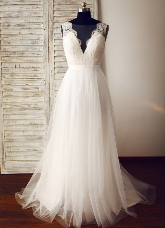 Robe Bustier Dentelle Et Voile