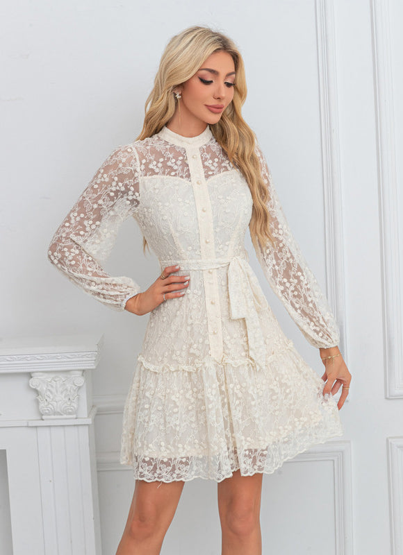 Robe En Dentelle Ecru