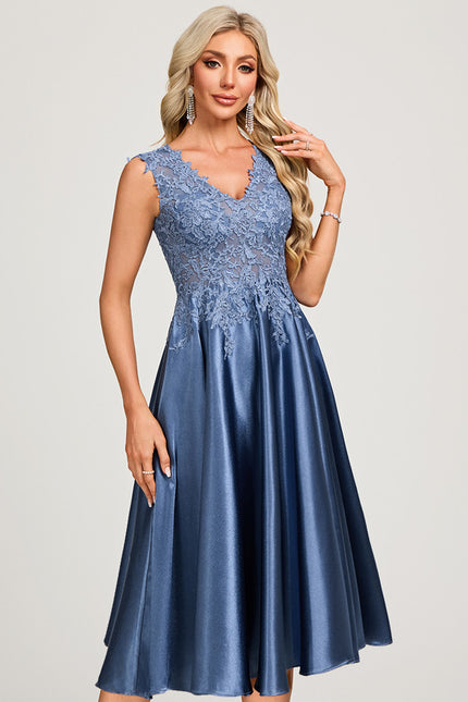 Robe Dentelle Satin Bleu Nuit - gallery 4