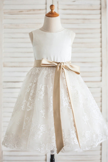 Robe Dentelle Sereine Satinée