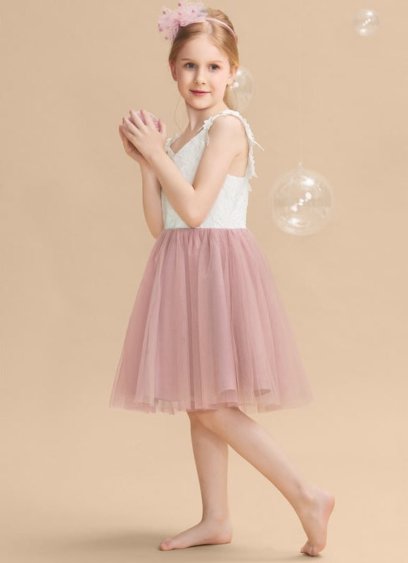 Robe Dentelle Nuptiale Enfantine Élégante