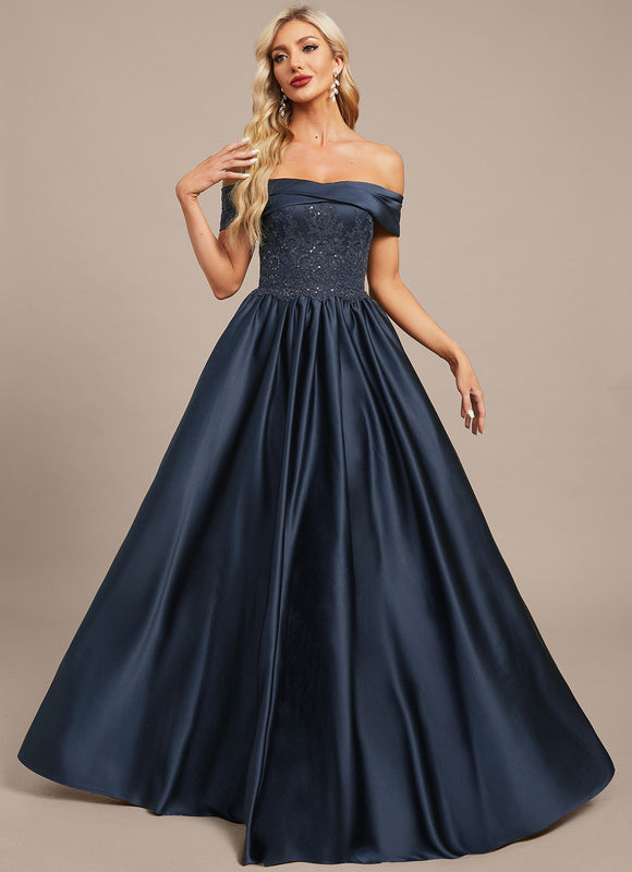 Robe Dentelle Satinée Évasée