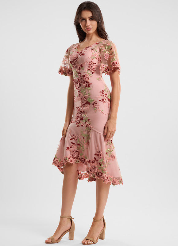 Robe Dentelle Élégante Rose Fleuri - gallery 1