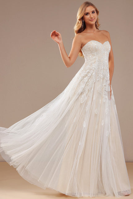 Robe Dentelle Éblouissante - gallery 1