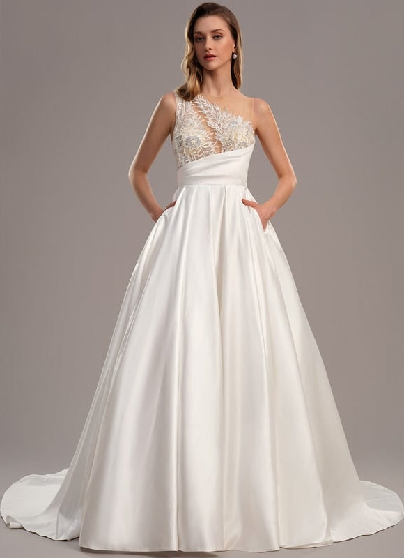 Robe Dentelle Satinée Épurée