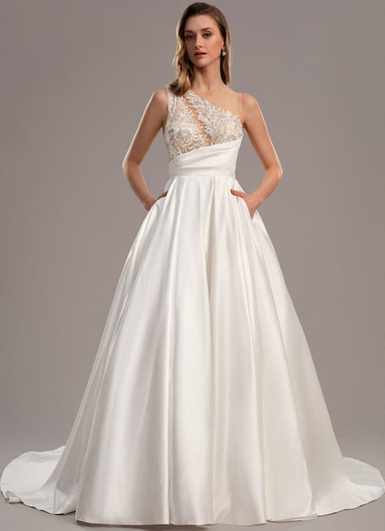 Robe Dentelle Satinée Épurée