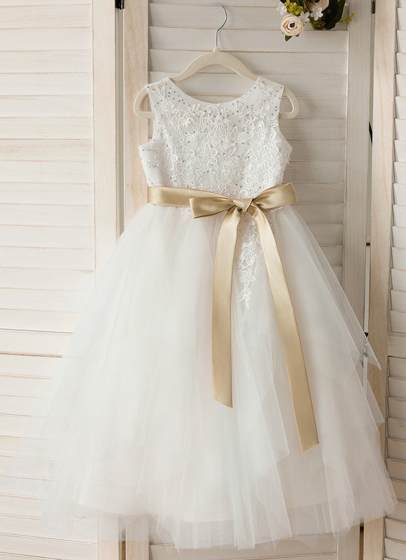 Robe Dentelle Tulle Ivoire Ornée