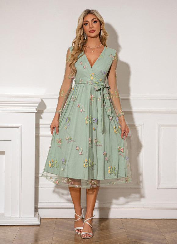 Robe Dentelle Vaporeuse Brodée - gallery 6