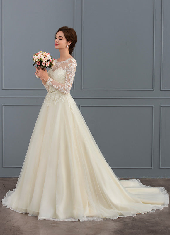 Robe Dentelle Aérienne Chic - gallery 4