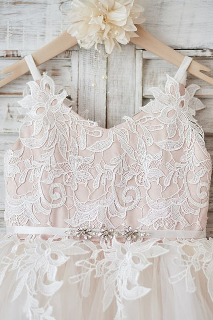 Robe Dentelle Nuptiale Enfantine Élégante - gallery 8