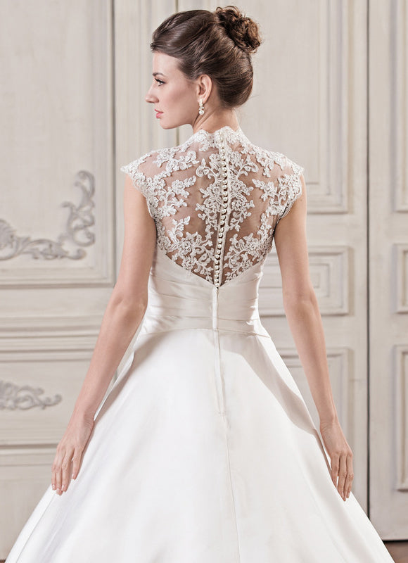 Robe Dentelle Satinée Traîne - gallery 5