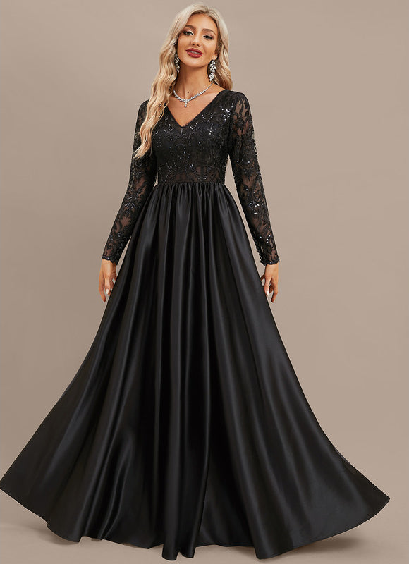 Robe Dentelle Noire Satinée