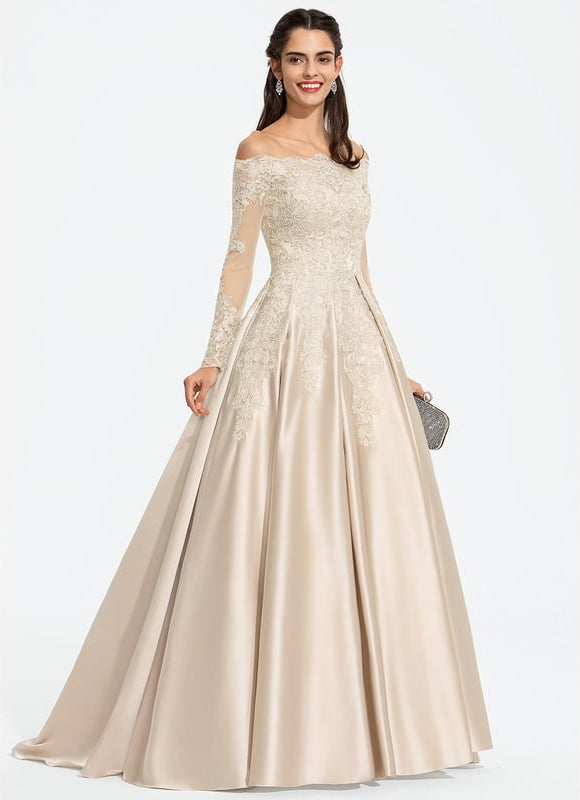 Robe Dentelle Élégance Satinée - gallery 3