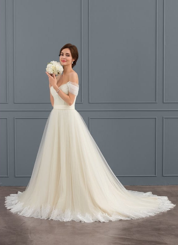 Robe Dentelle Élégance Aérienne - gallery 3