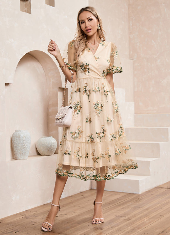 Robe Dentelle Brodée - gallery 2