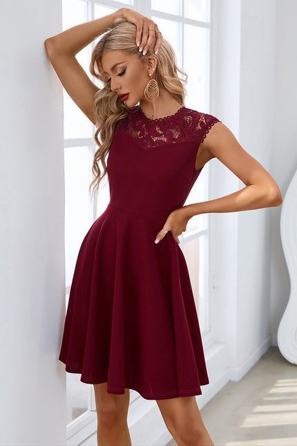 Robe Dentelle Bordeaux Chic - gallery 1