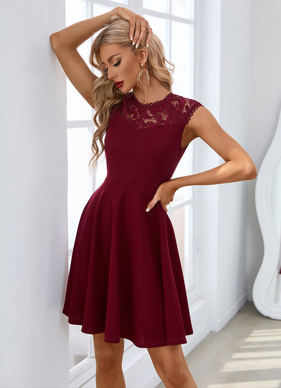 Robe Dentelle Bordeaux Chic - gallery 1