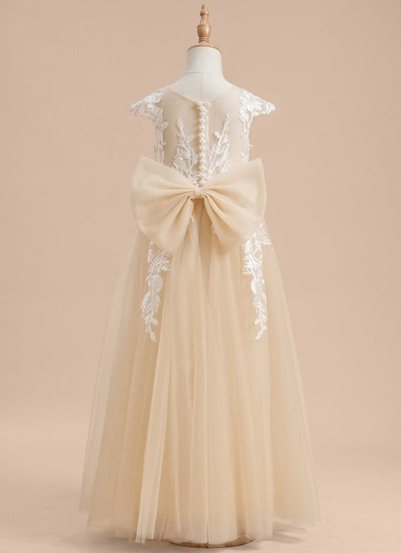 Robe Dentelle Élégance Florale Douce - gallery 3