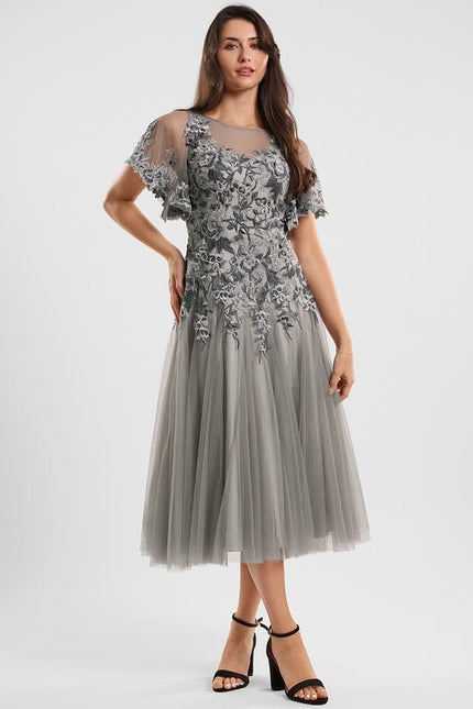 Robe Dentelle Midi Évasée