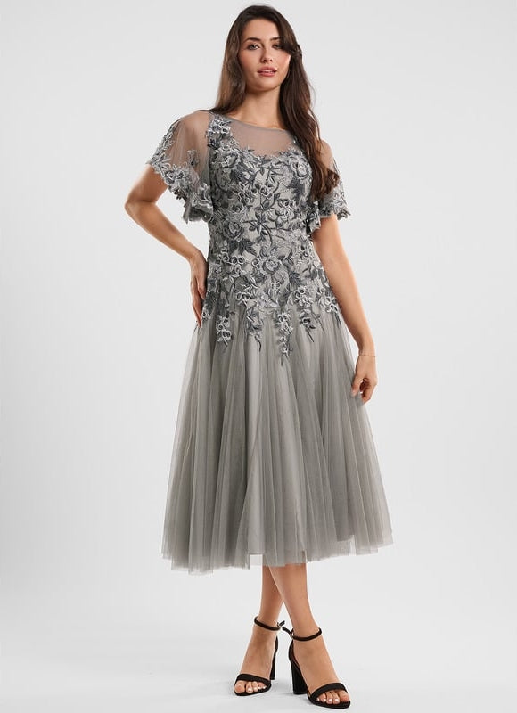 Robe Dentelle Midi Évasée