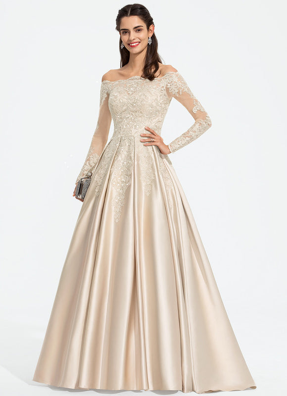 Robe Dentelle Élégance Satinée - gallery 7