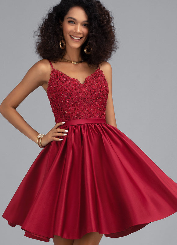 Robe Dentelle Cocktail Satinée