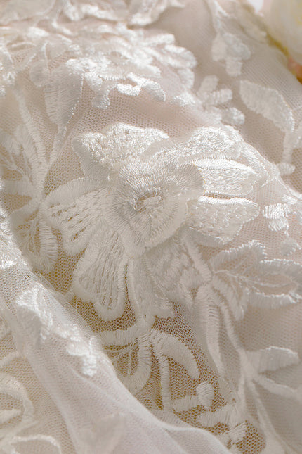 Robe Dentelle Écrue Élégante - gallery 4