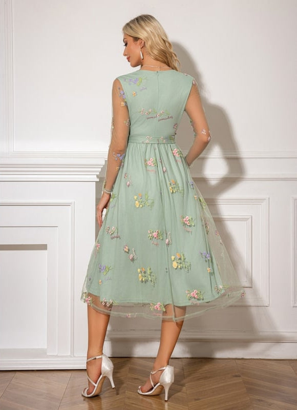 Robe Dentelle Vaporeuse Brodée - gallery 2
