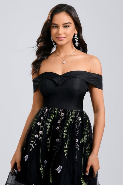 Robe Dentelle Courte Brodée Tulle - gallery 5
