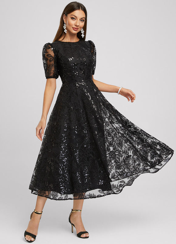 Robe Dentelle Cocktail Ornée