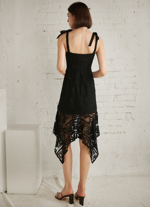 Robe Dentelle Noire Asymétrique - gallery 5