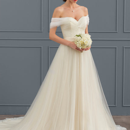 Robe Dentelle Élégance Aérienne