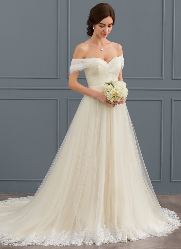 Robe Dentelle Élégance Aérienne