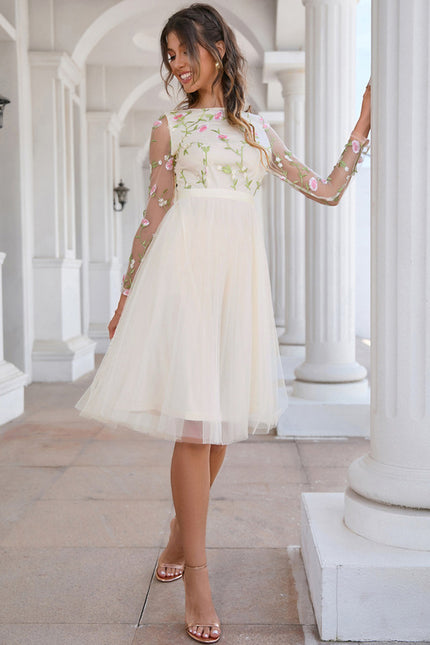 Robe Dentelle Éclat De Fleurs - gallery 7