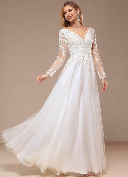 Robe Dentelle Éthérée Perlée