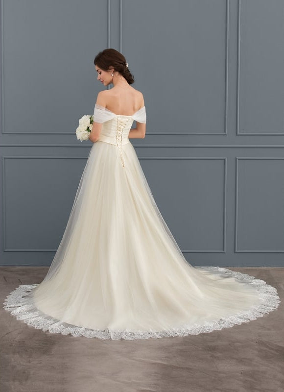 Robe Dentelle Élégance Aérienne - gallery 6