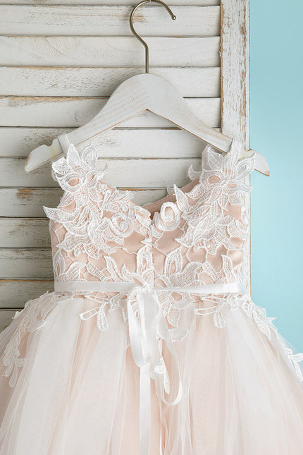 Robe Dentelle Nuptiale Enfantine Élégante - gallery 4