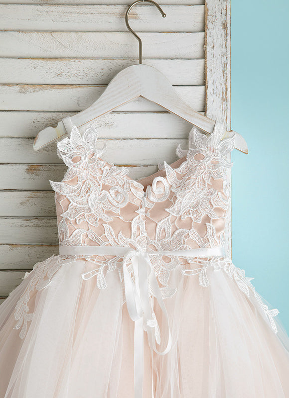 Robe Dentelle Nuptiale Enfantine Élégante - gallery 4