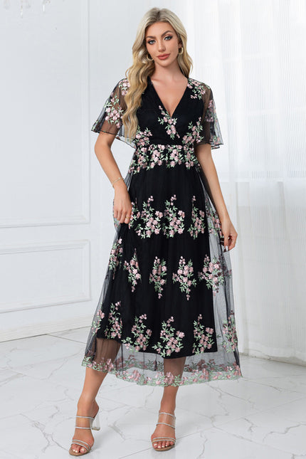 Robe Dentelle Brodée - gallery 3