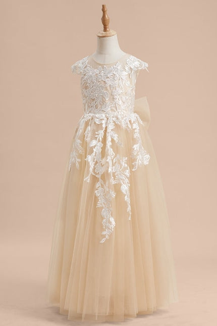 Robe Dentelle Élégance Florale Douce