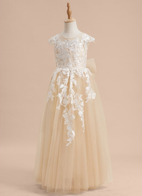 Robe Dentelle Élégance Florale Douce